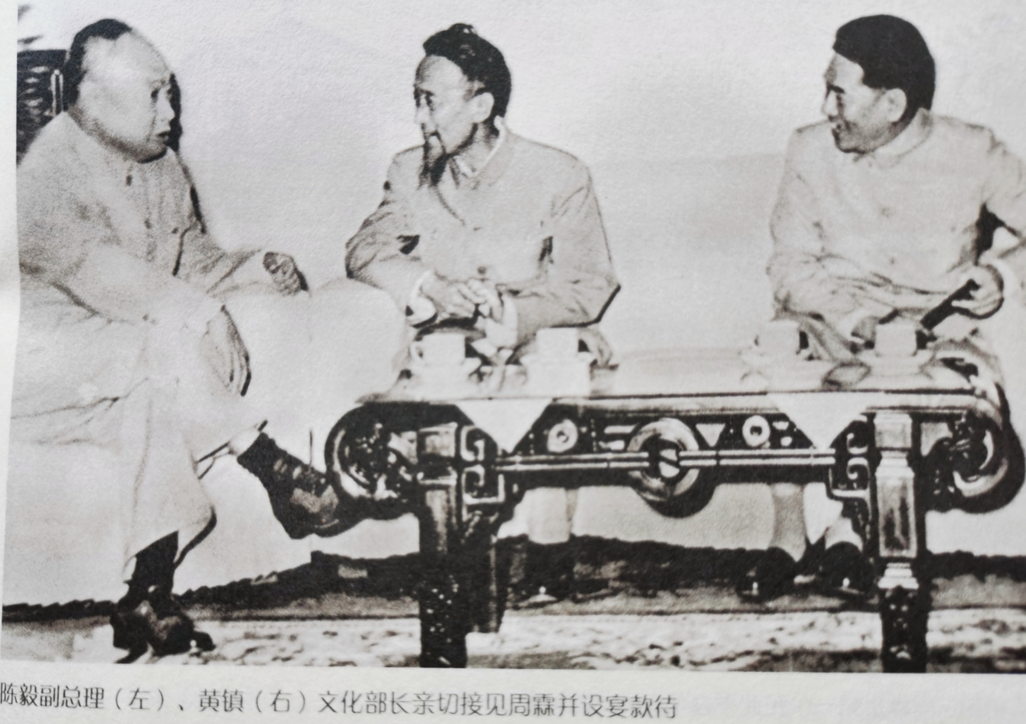 从黑龙潭“得月楼”之楹联说周霖