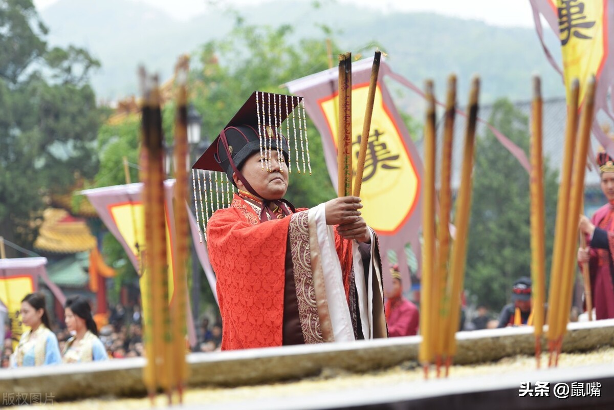 史记李陵传原文译文,嫪毐史记原文及译文