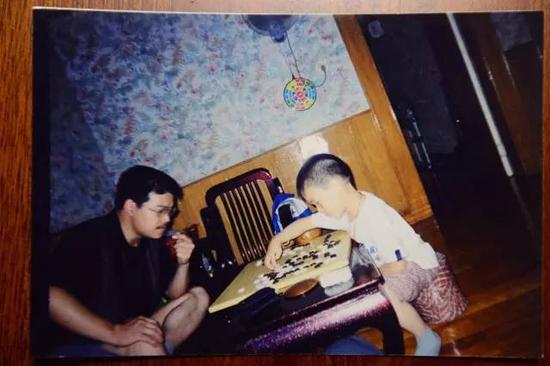 柯洁成为最年轻的八冠王,棋王柯洁近况如何