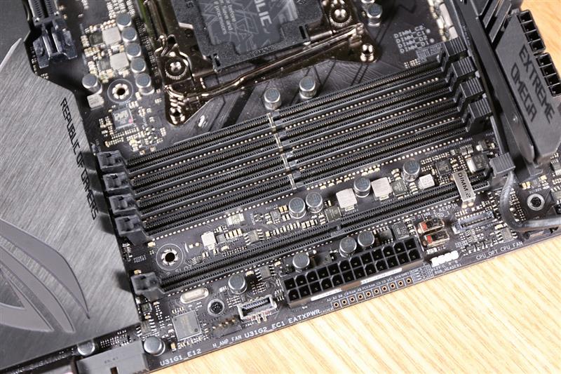 rogrampage系列工作站主板,rogrampageviextreme主板硬盘