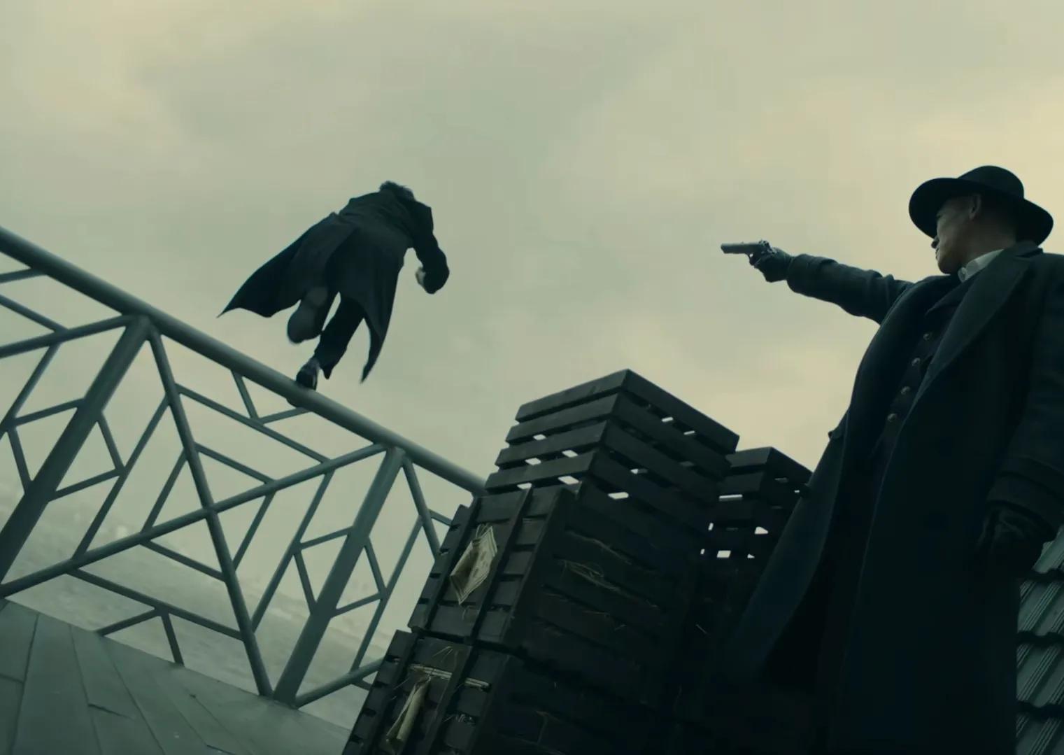 前行者谁向唐贤平告密,前行者唐贤平义父是谁