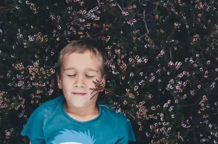 “深夜12点,14岁的儿子偷偷看黄片”