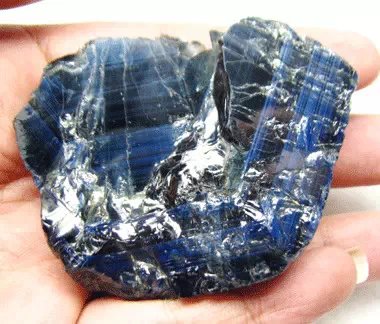 各种宝石原石的种类图片大全,高清彩色宝石原石图片大全