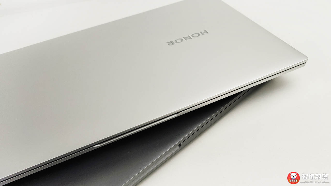 荣耀MagicBookPro锐龙版评测:集显比肩独显,价格比小米更香