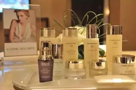 贵的护肤品真的只是品牌价格吗,真正贵的护肤品真的有用么