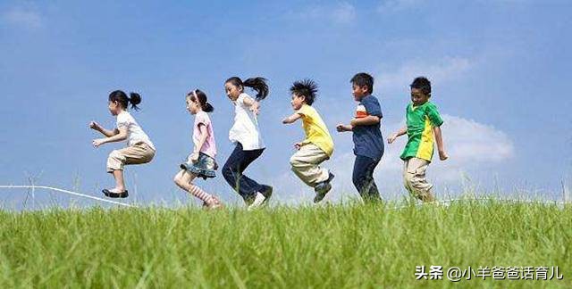 快到青春期的孩子怎么进行性教育,14岁女生早熟该怎么教育