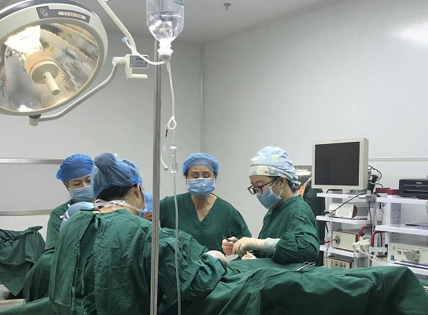 赣州安太妇产医院又成功实施一例阴式子宫全切术