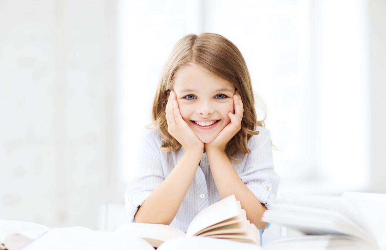 爸爸姓滚给四胞胎取霸气名字,爸爸姓滚给孩子起什么名字好