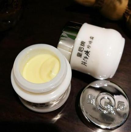 护肤品并非越贵越好，身边4款“靠谱”国产护肤，价格便宜还好用