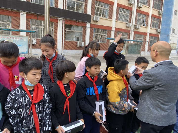 小学足球联赛颁奖仪式,中心小学足球联赛颁奖仪式