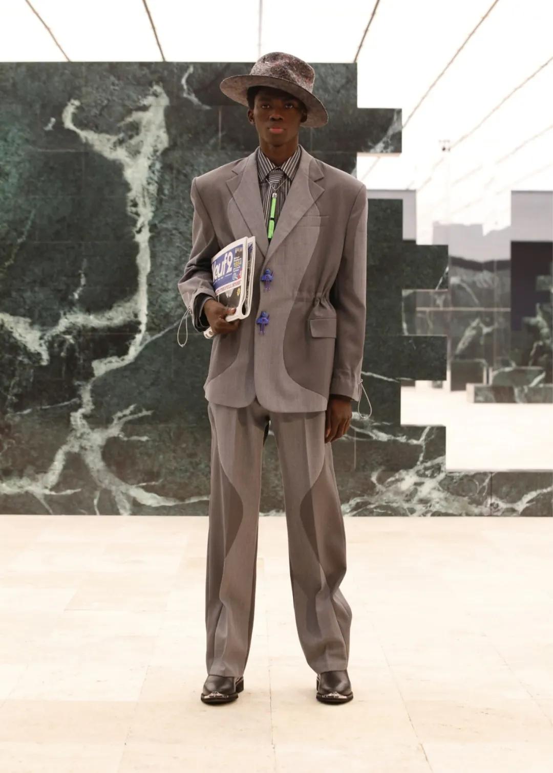 把童话世界穿在身上,lv2020秋冬巴黎时装秀