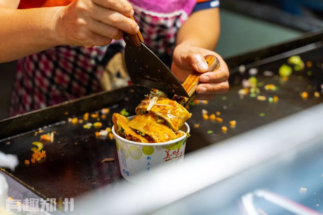 龙湖宝相寺里面有什么,龙湖宝相寺都有什么好吃的