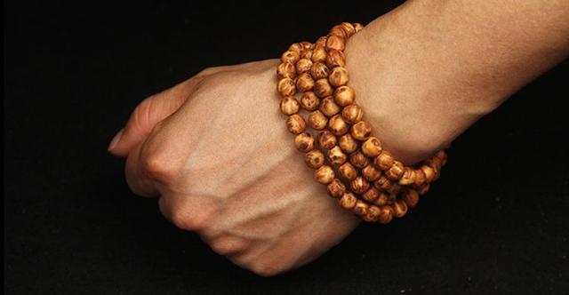 文玩手串怎么保养,玉石手串不佩戴时如何保养