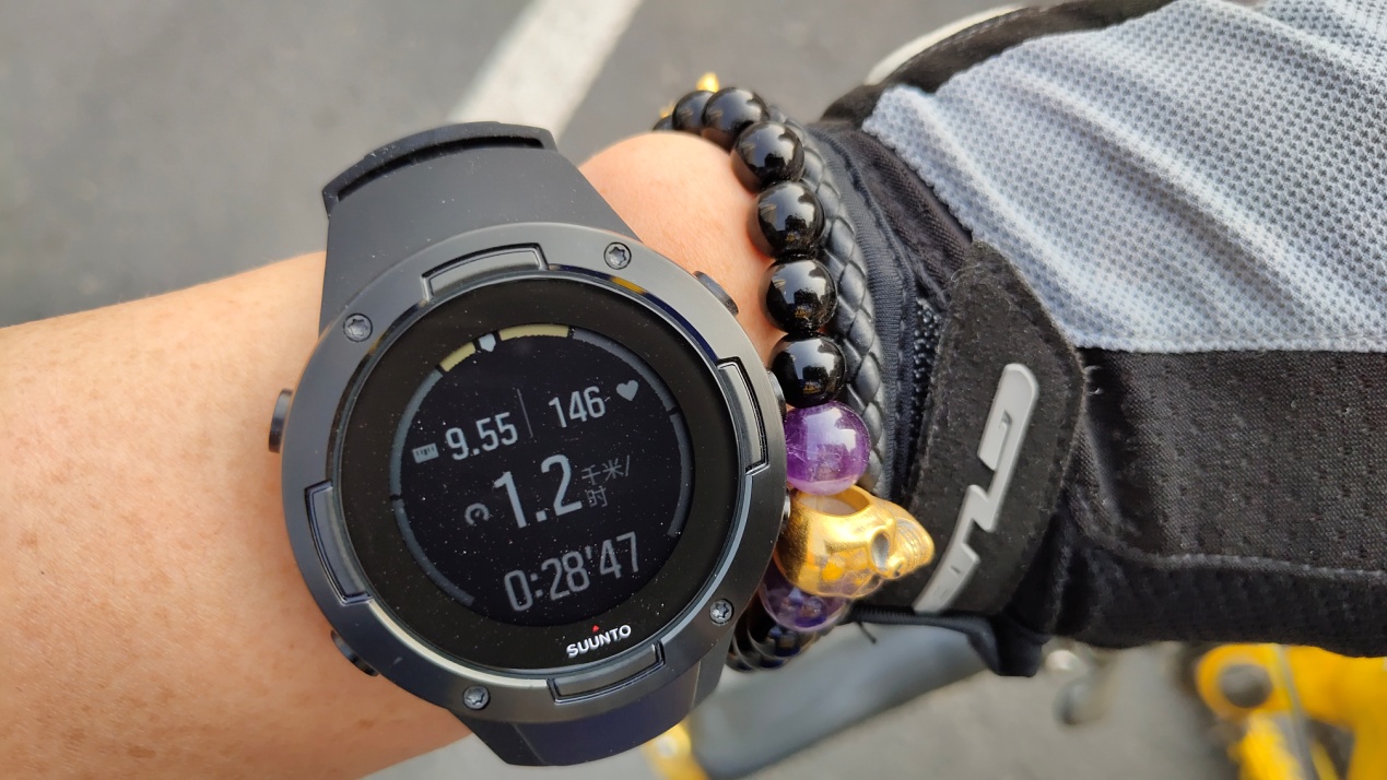 颂拓suunto3fitness智能手表功能,颂拓5专业智能腕表评测
