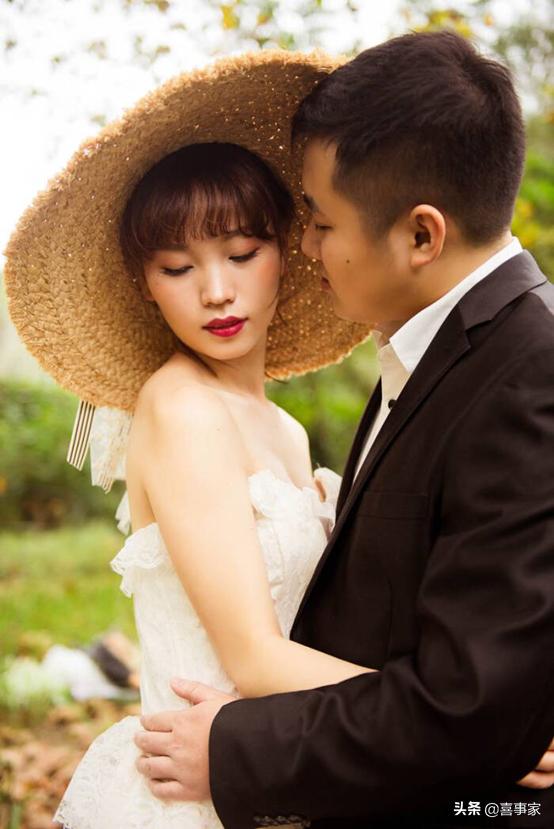 不一样的花式情侣照pose,教你情侣拍照怎么低调秀恩爱