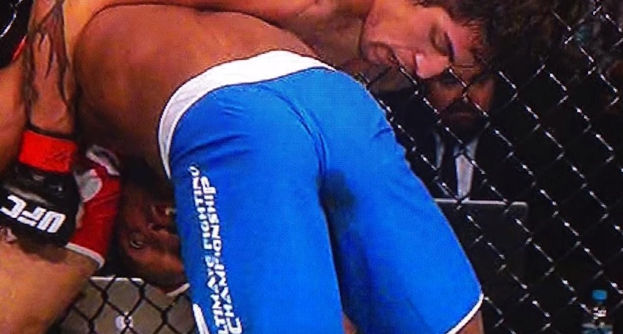 盘点足球大赛主将下场被逆转,盘点足球比赛死掉的球员