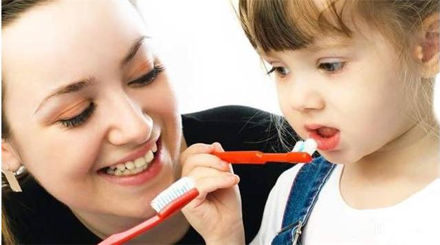 有一种痛，叫口腔溃疡，补充维生素C不顶用，得用这几种药物