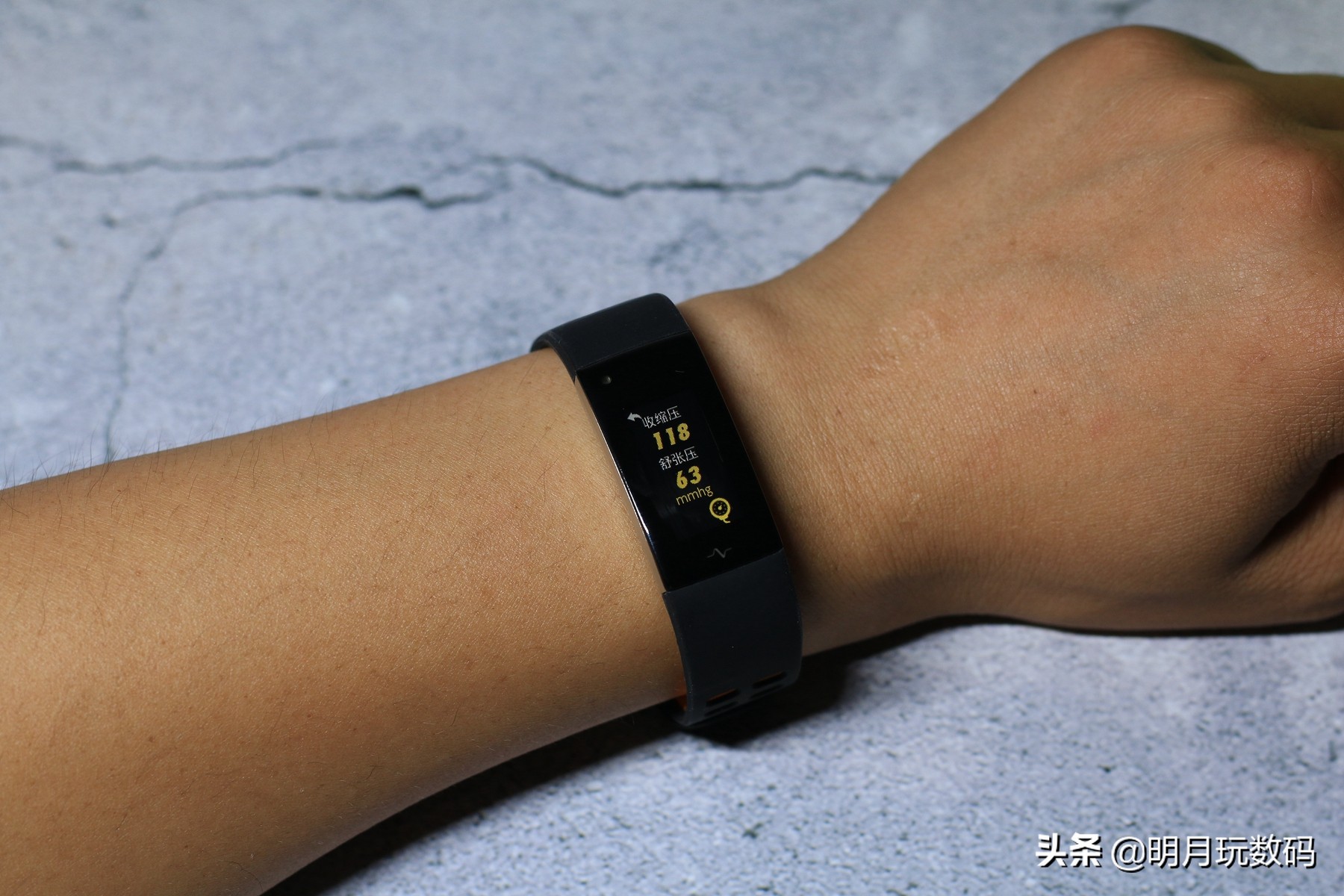 埃微i7e血压手环多少钱,埃微手环测评