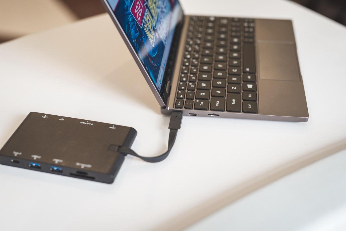 壹号本四代铂金版内存频率是多少,随地加班