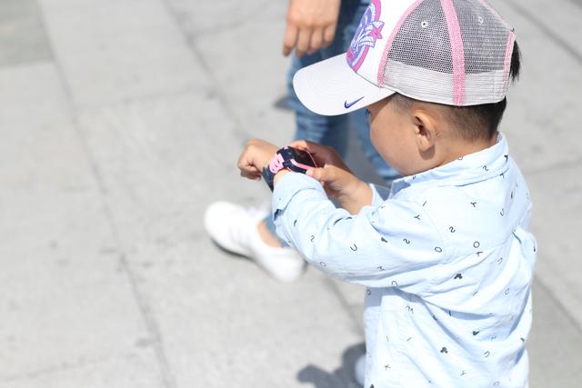 小寻y2儿童手表怎么样,小寻t2手表