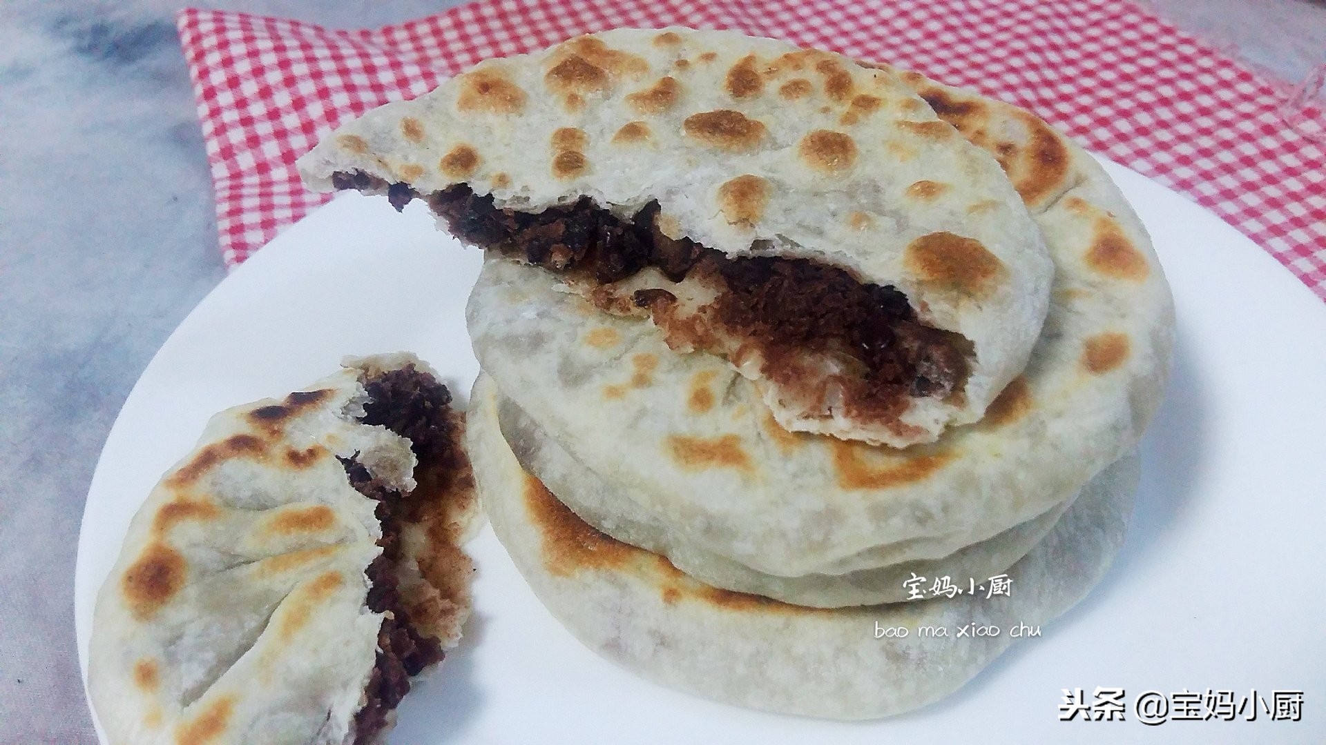 宝妈的忙碌从给宝宝做早餐开始,记录宝妈每天起床给娃准备早餐