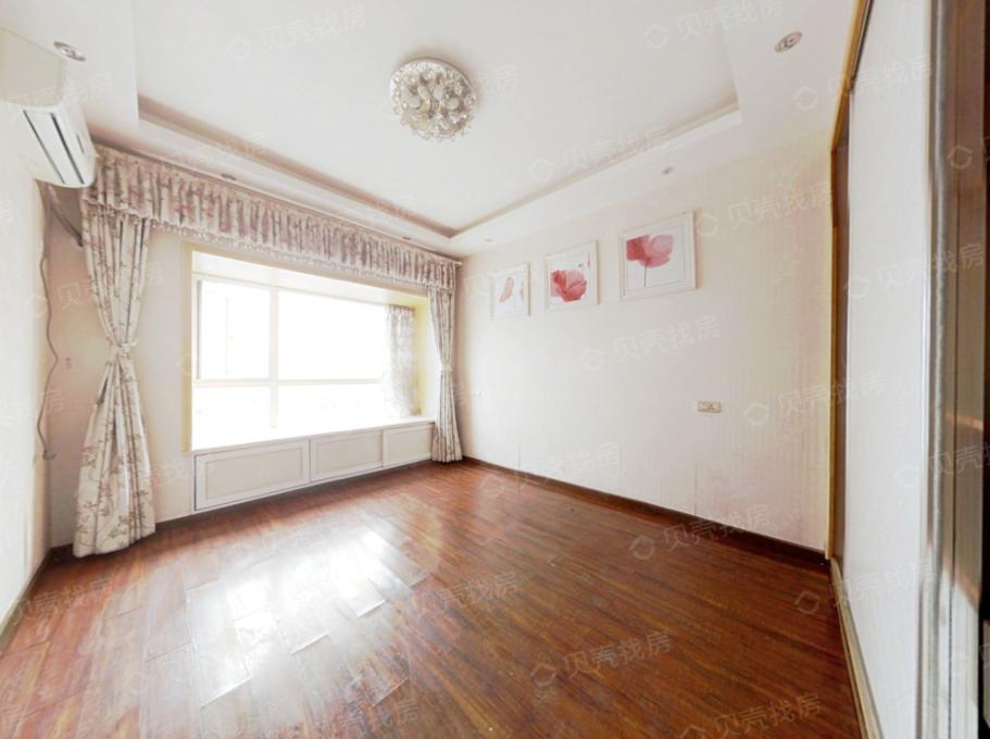 精装二手房100万,91平三房二卫南向精装96万快来抢