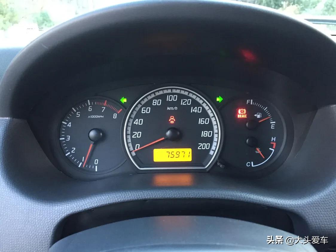 11年铃木雨燕1.3自动二手车价格,12年铃木雨燕翻新整备