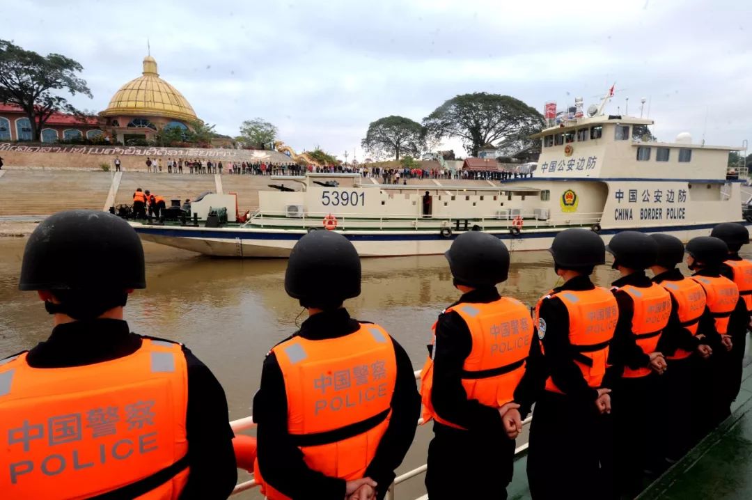 中国警服的发展,警服前世今生图片