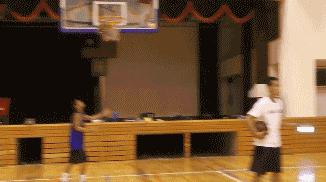 打篮球只会三步上篮！你out了，还有6种必学的上篮步