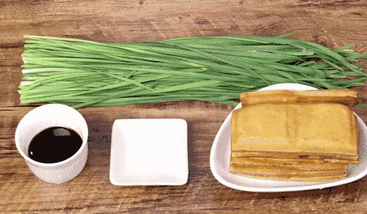 孕妇吃枣把枣核吞下去了没事吧,孕妇吃红枣不小心把核吞了