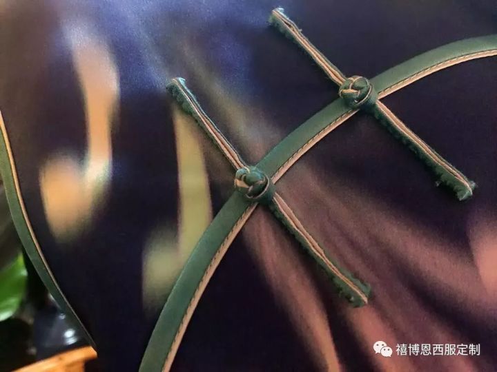 中国女孩儿穿旗袍妙不可言,旗袍所拥有的东方韵味