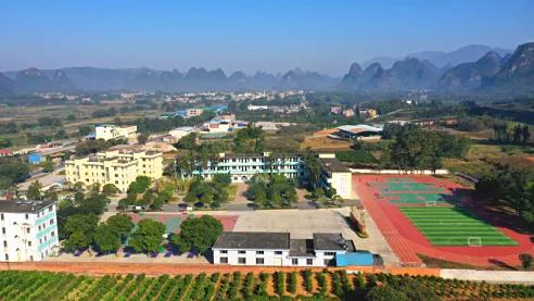 平乐源头二小视频,桂林平乐源头镇二小