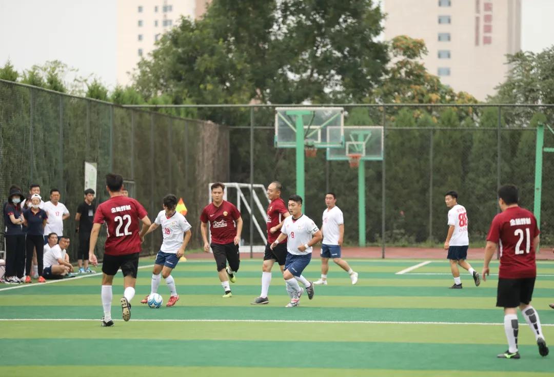 体育搭台，荣程集团和金桥焊材集团举办“友谊之杯”足球赛