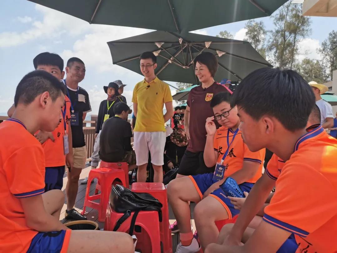 @张一山，霞浦大京沙滩展开一场精彩的足球比赛
