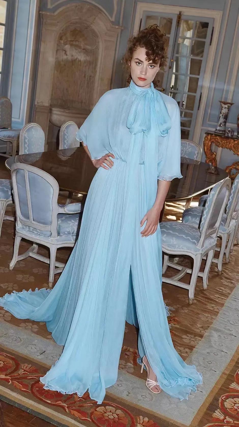 美到犯规的春装,2022春夏潘通发布流行色