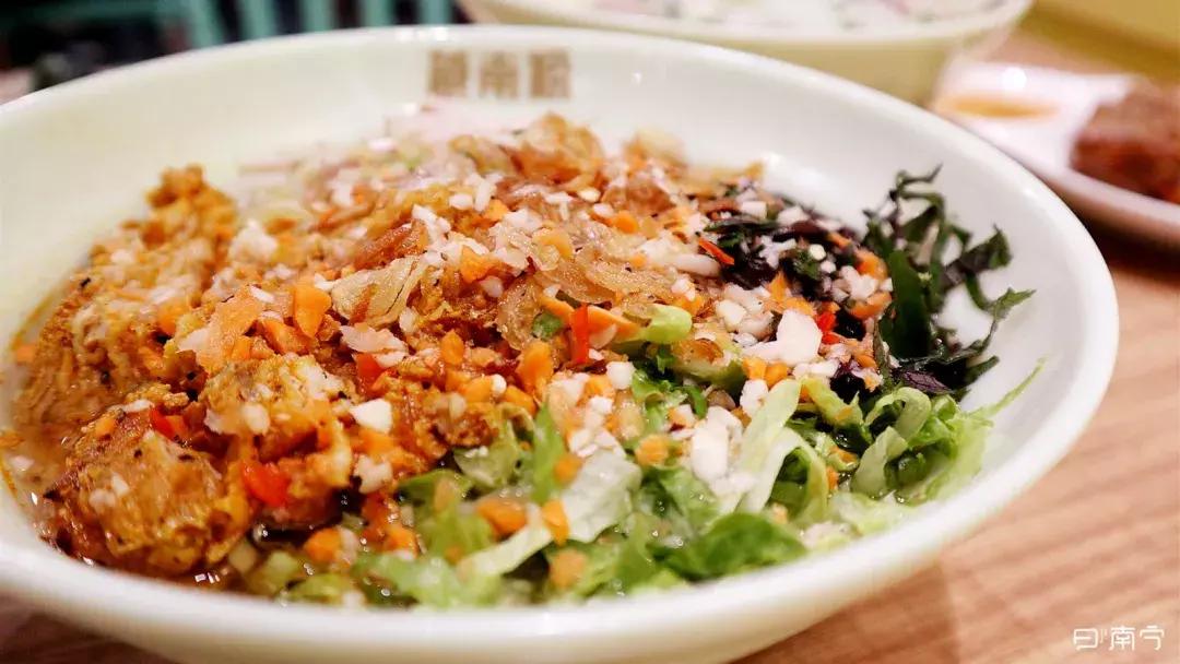 每个月总有那么几天想吃清淡的！没胃口的都被这碗粉治愈了