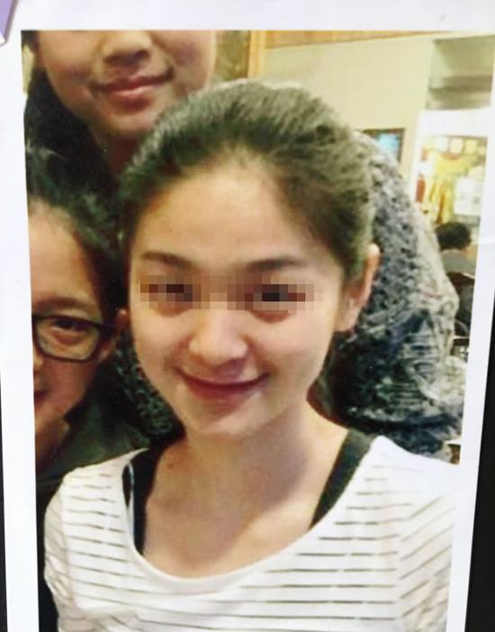 22岁空姐坠楼奇迹生还,28岁空姐坠楼事件