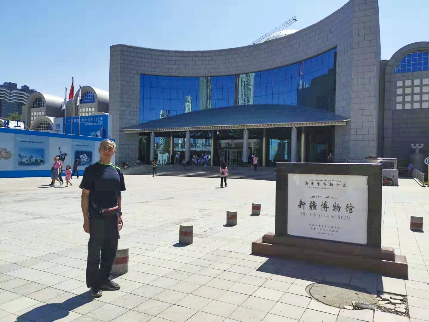 70-80岁老人新疆旅游,72岁老人游新疆