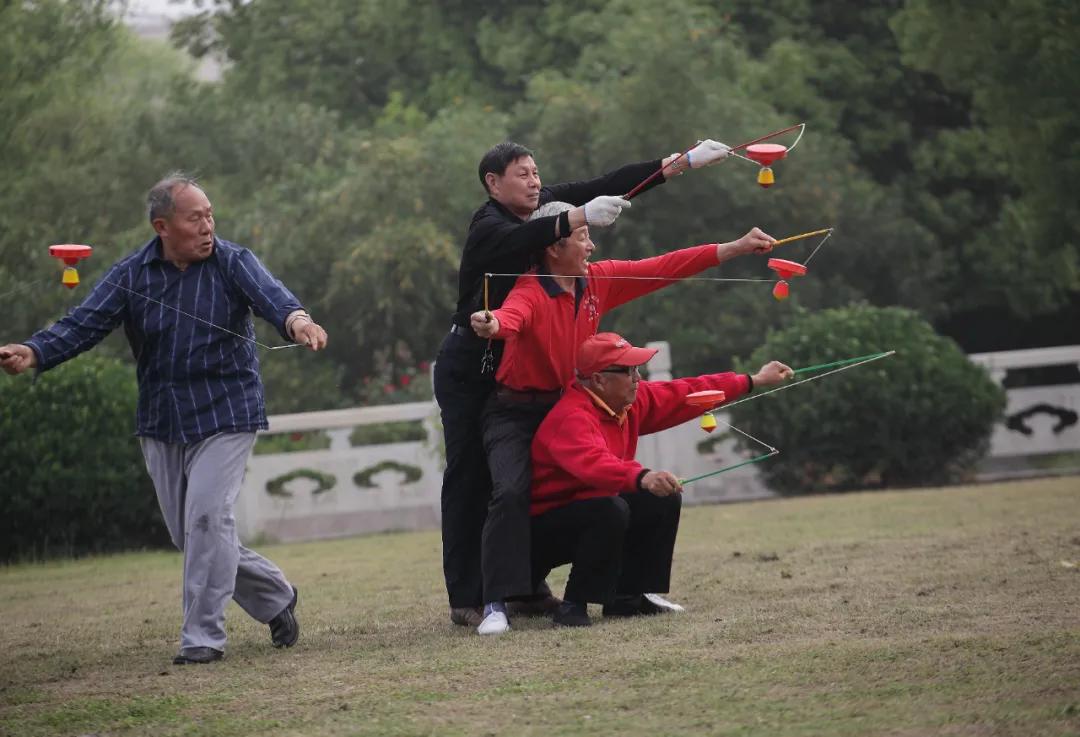 走向我们的小康生活微电影,走向我们的小康生活中国画