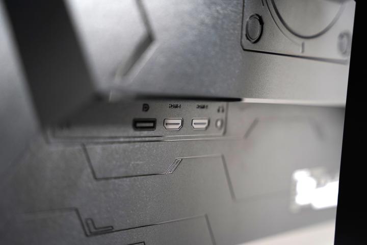 玩游戏选择什么样的显示器比较好,普通游戏玩家选的是什么显示器