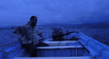 X爱视频被传遍全校之后，她上学如同下地狱。