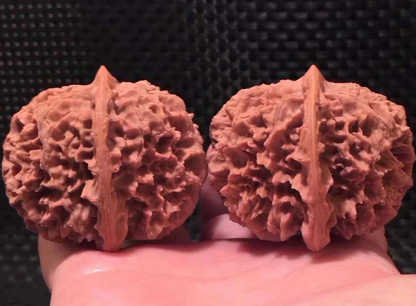 核桃盘红的正确方法,核桃盘红了值钱吗