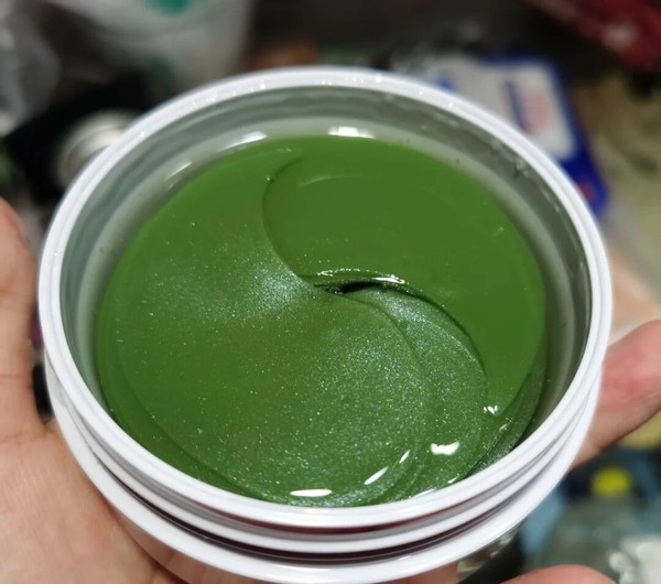 哪个牌子的眼膜抗皱紧致效果好,保湿眼膜哪个比较好用又实惠