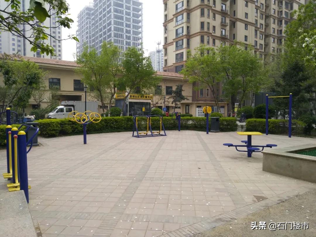 实地探访红盘交房后真实一面,解密热销红盘背后的生活理想