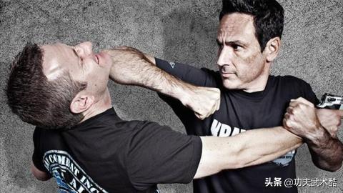 格斗技巧教学防身术实战动画,格斗攻击要害动画演示