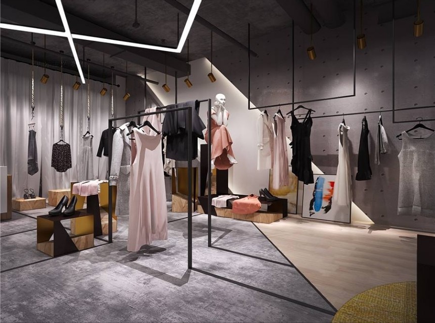 现在卖服装赚钱吗,卖服装7月份一般赚多少钱