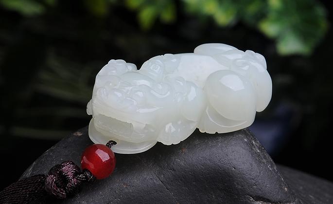 珠宝行业新零售,玉石电商转型领军者