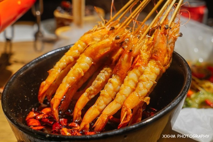 成都本地人去的最好吃的美食,中国姑娘吃成都美食