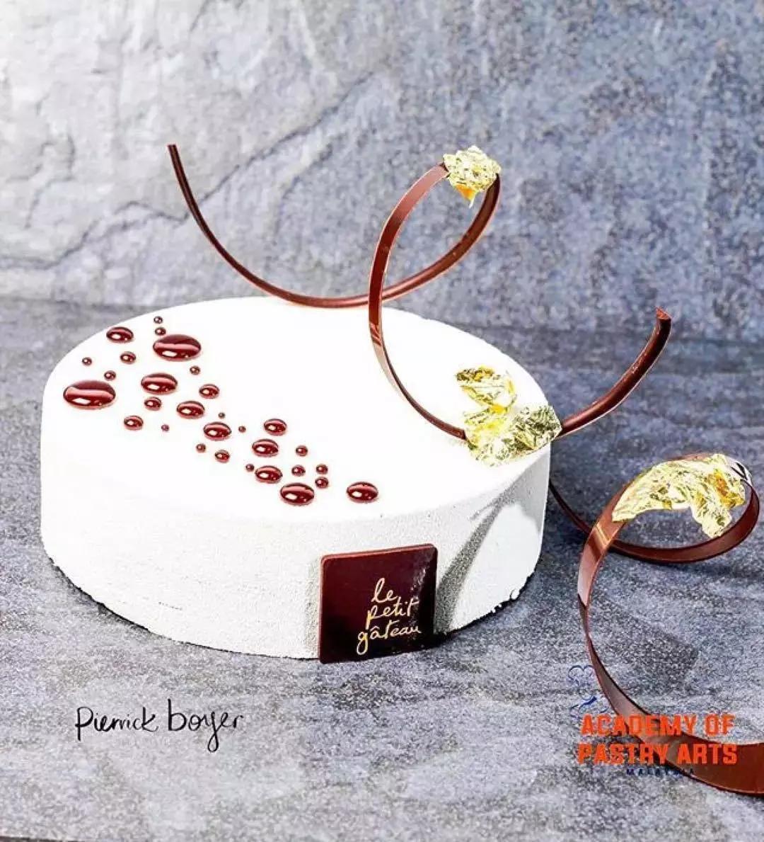 有颜色的马卡龙怎么做,如何做出简单的马卡龙