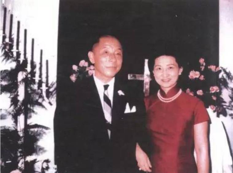 1994年张学良唯一活着的儿子回国,飞机上请人照顾:64岁不会汉语